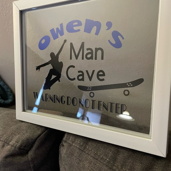 Personalized man cave sign, wall art, home decor - Picture 3 of 3